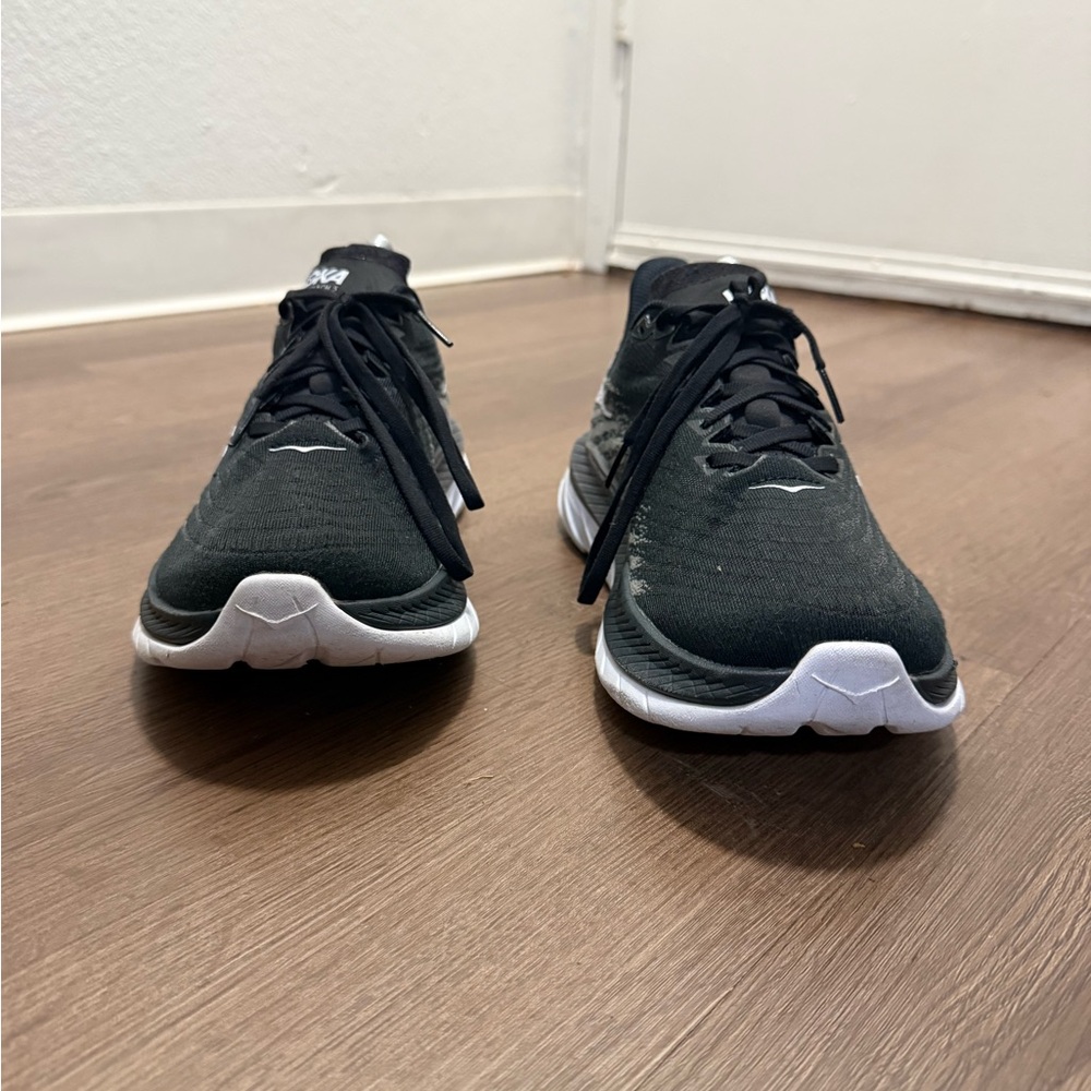 Hoka One One Mach 5 Black and Gray Shoes - Picture 4 of 10